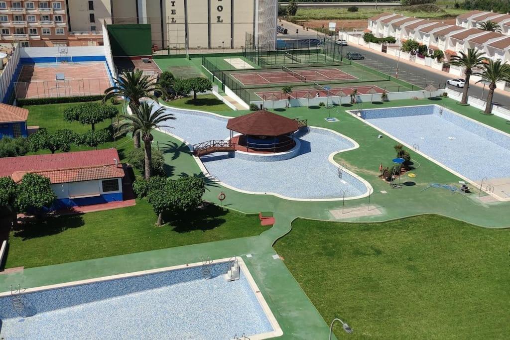 Atico-Duplex En Urb. Penismar En 1ª Linea De Playa Apartman Peñíscola Kültér fotó